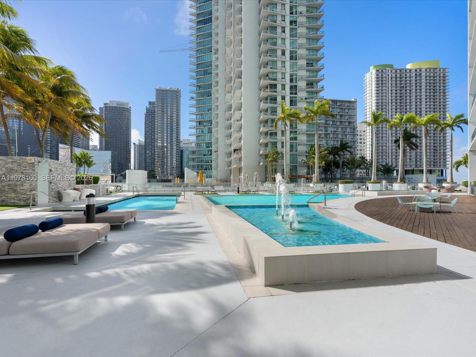 90 SW 3rd St #2015 Miami, FL 33130