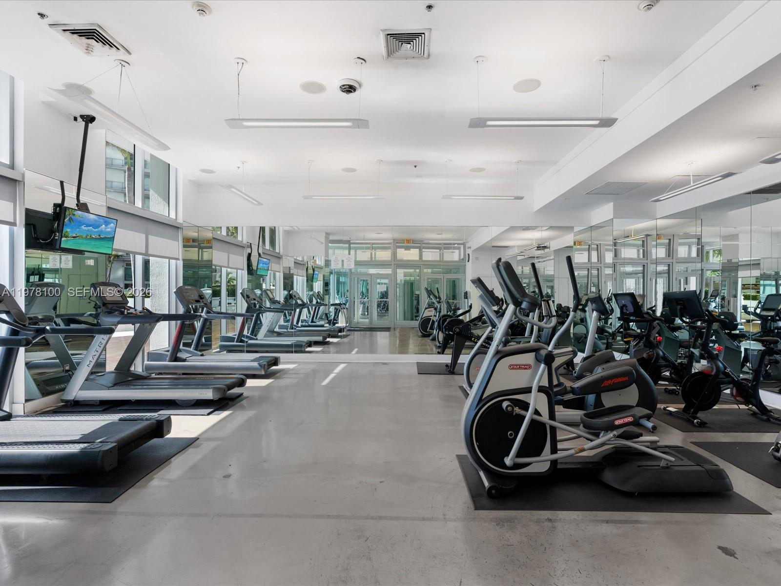 90 SW 3rd St #2015 Miami, FL 33130