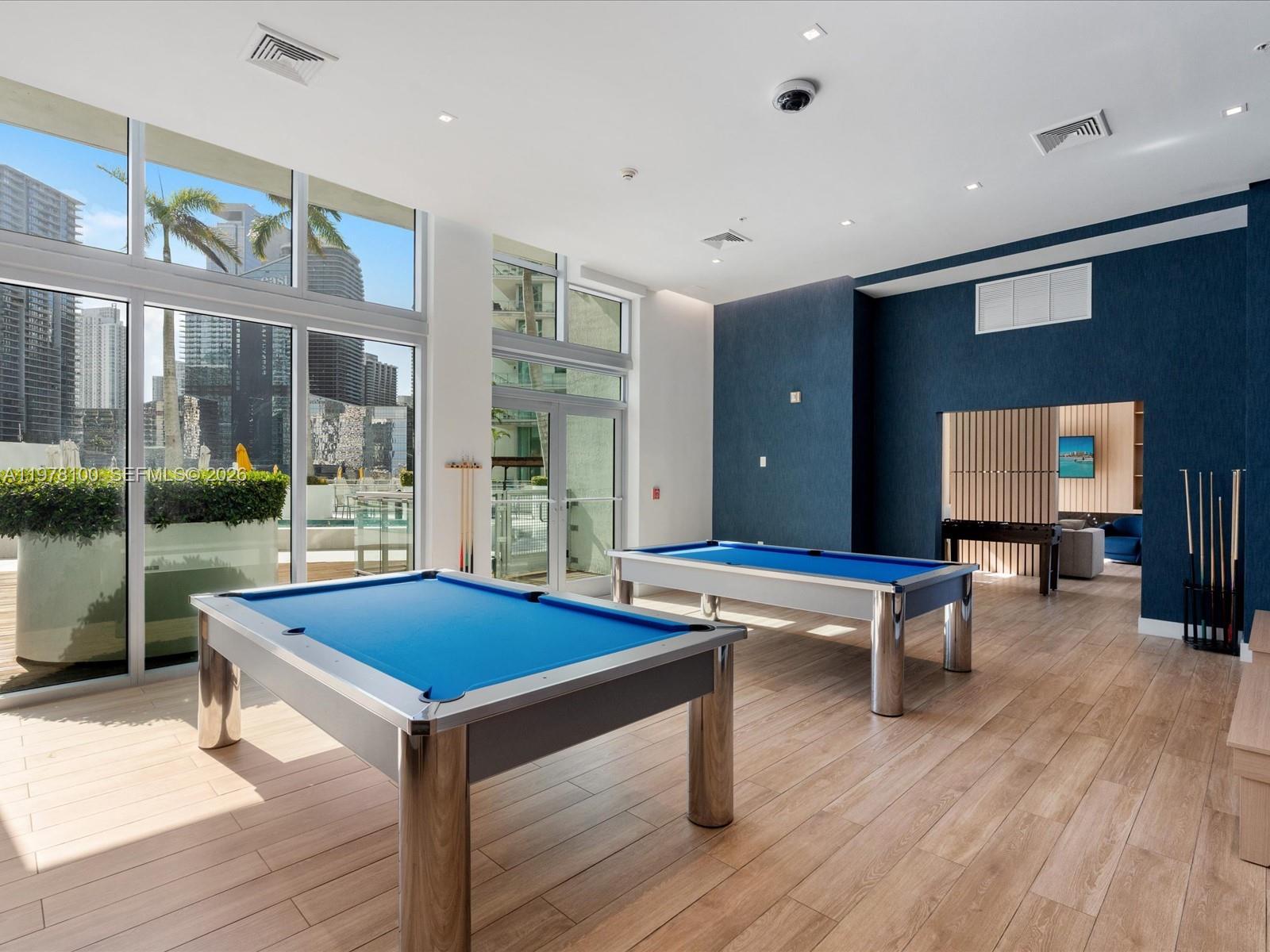 90 SW 3rd St #2015 Miami, FL 33130