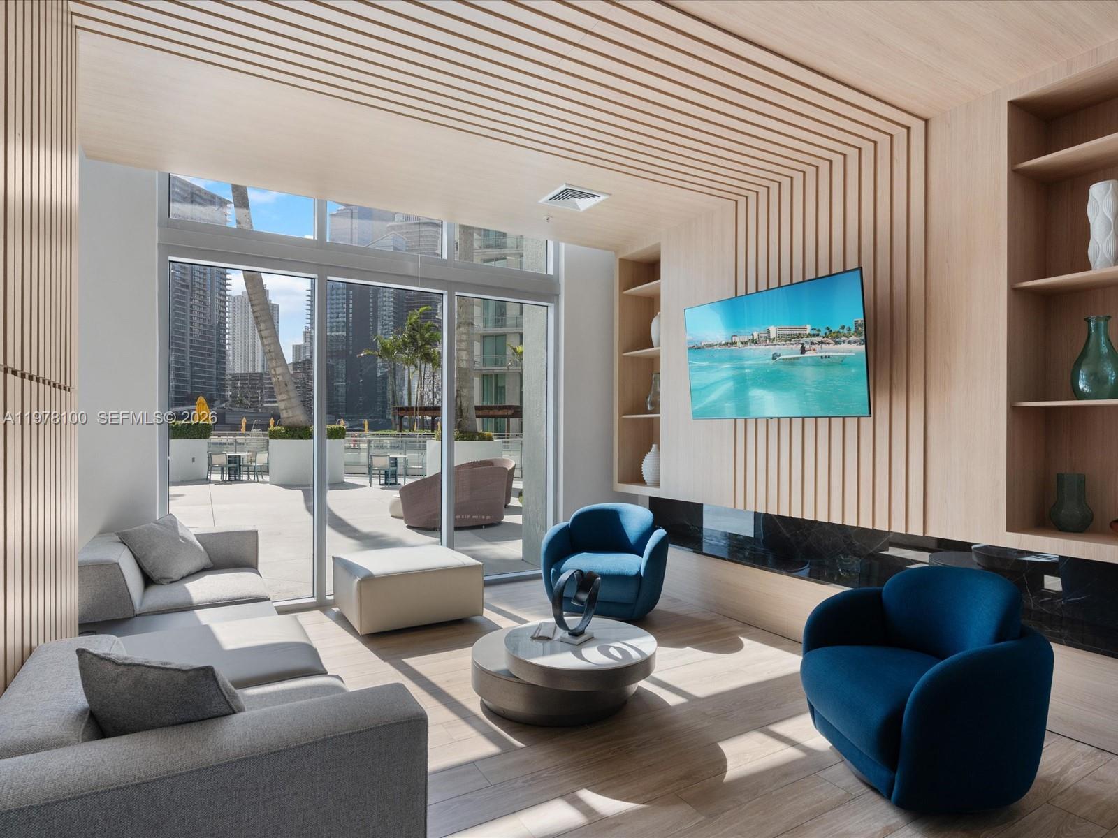 90 SW 3rd St #2015 Miami, FL 33130