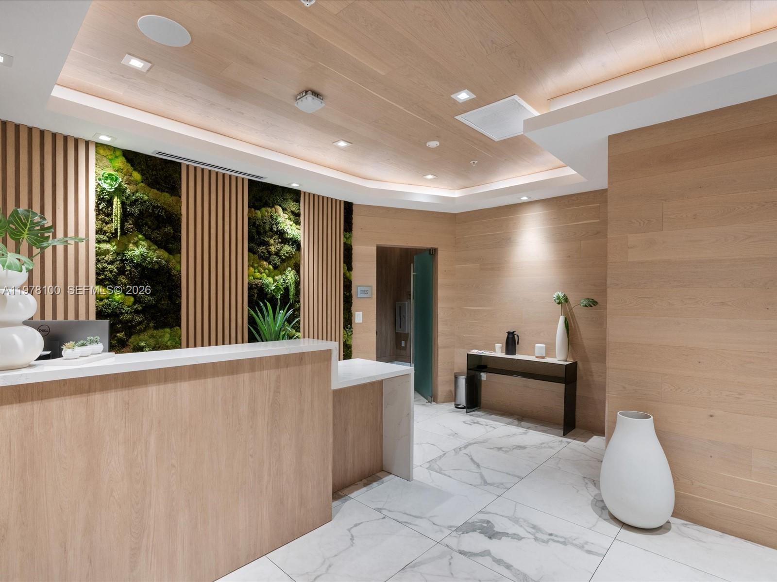 90 SW 3rd St #2015 Miami, FL 33130