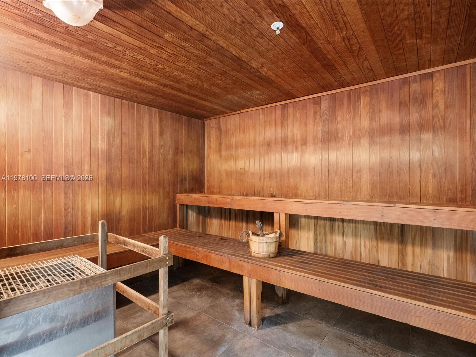 90 SW 3rd St #2015 Miami, FL 33130