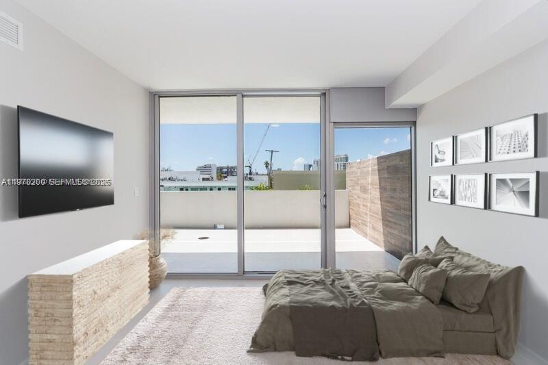 1201 20th St #312 Miami Beach, FL 33139