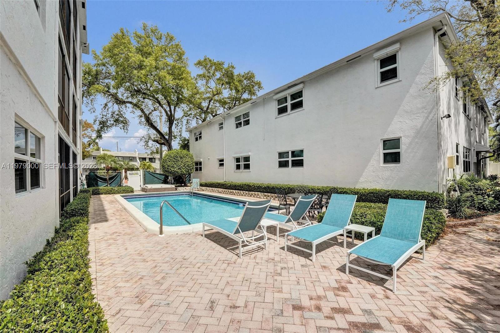 1212 SE 2nd Ct #301 Fort Lauderdale, FL 33301