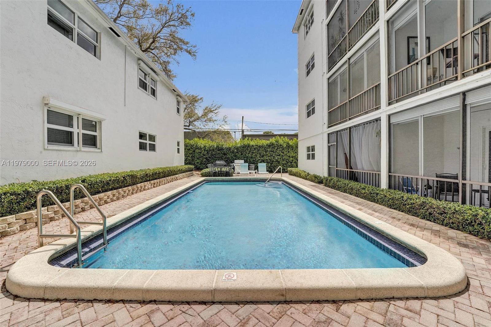 1212 SE 2nd Ct #301 Fort Lauderdale, FL 33301