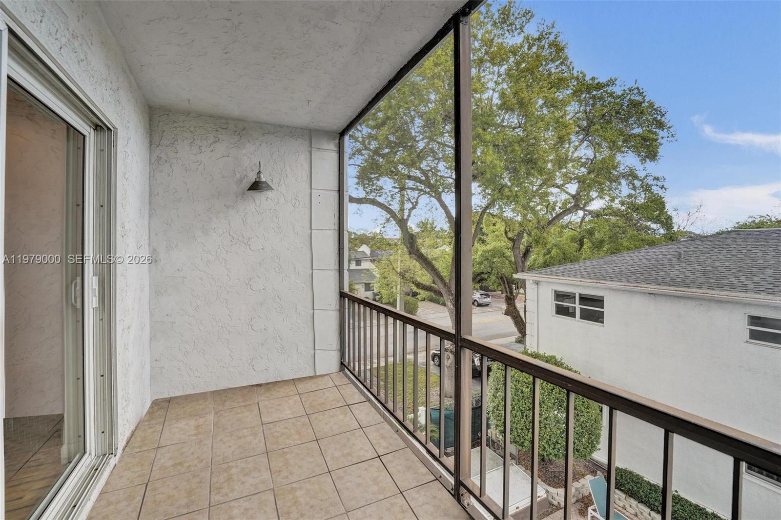 1212 SE 2nd Ct #301 Fort Lauderdale, FL 33301