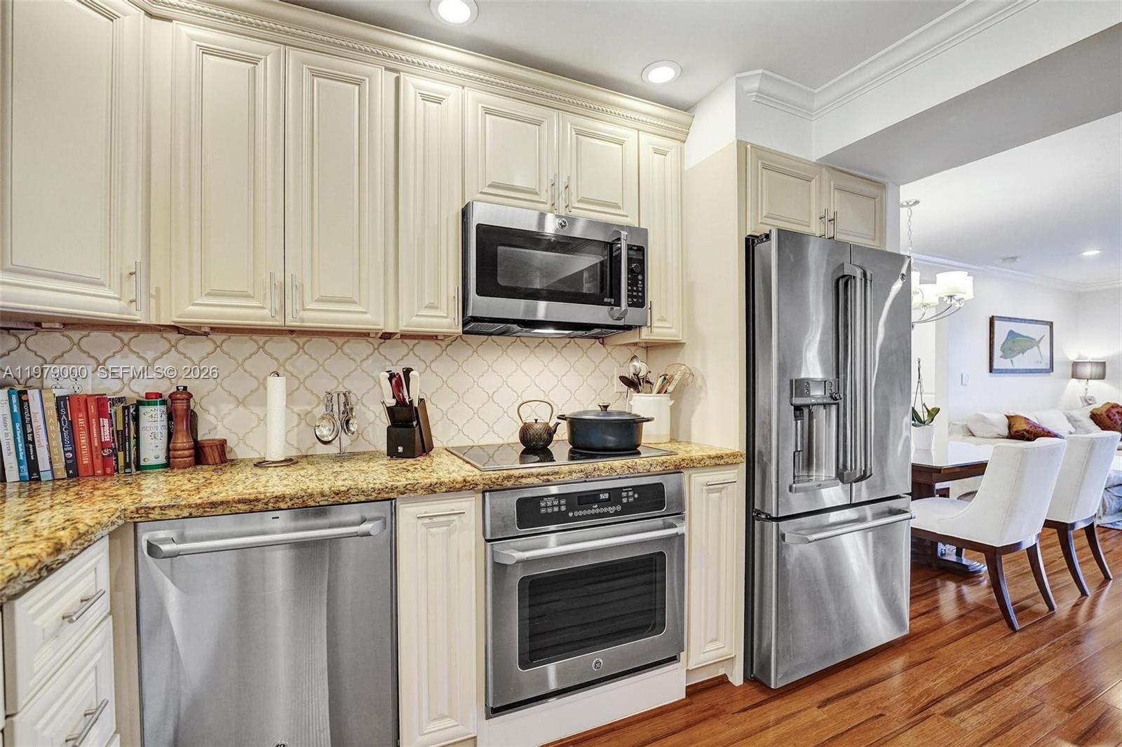 1212 SE 2nd Ct #301 Fort Lauderdale, FL 33301