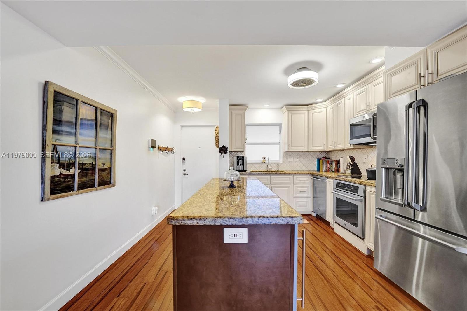 1212 SE 2nd Ct #301 Fort Lauderdale, FL 33301