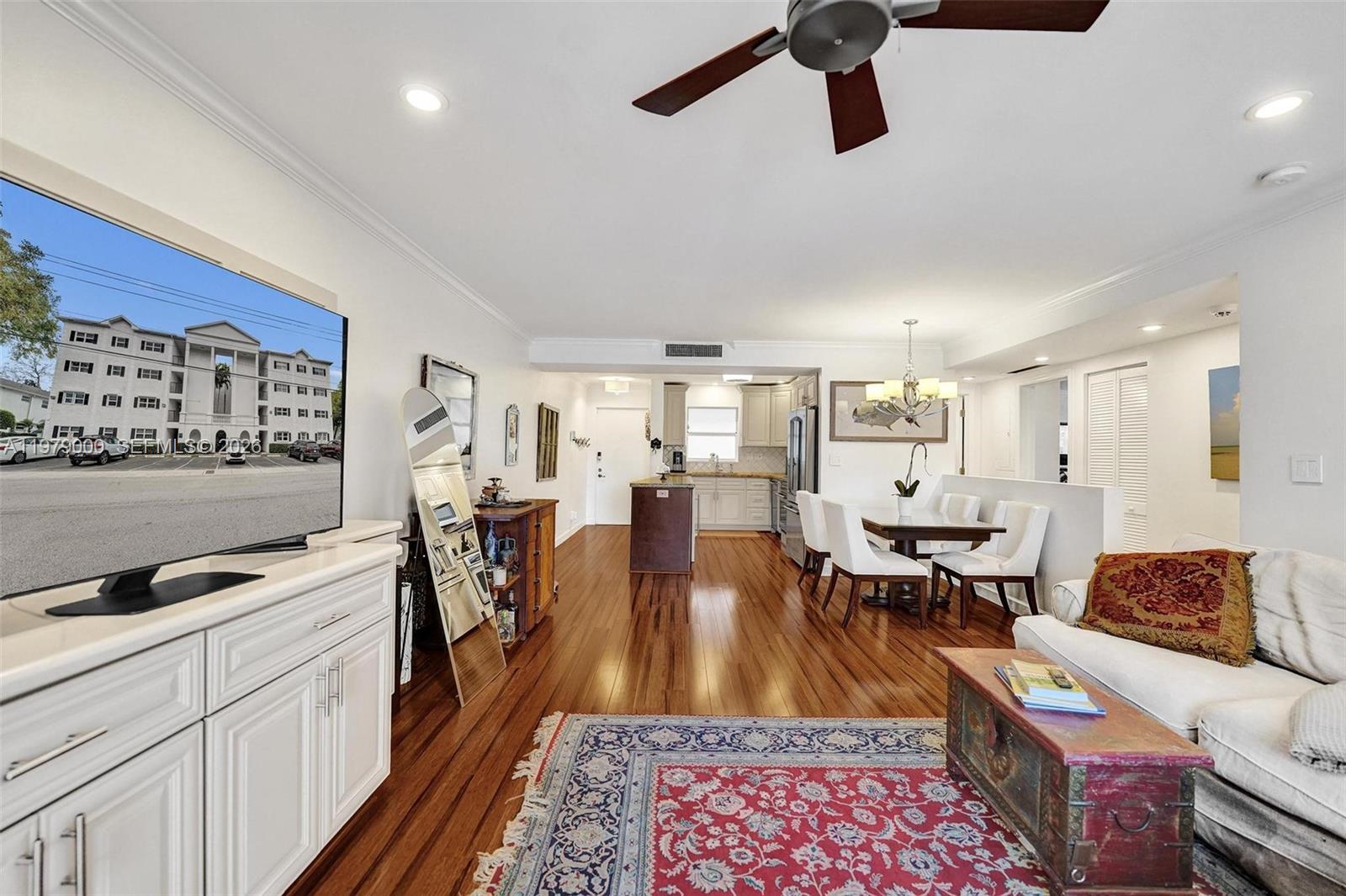 1212 SE 2nd Ct #301 Fort Lauderdale, FL 33301