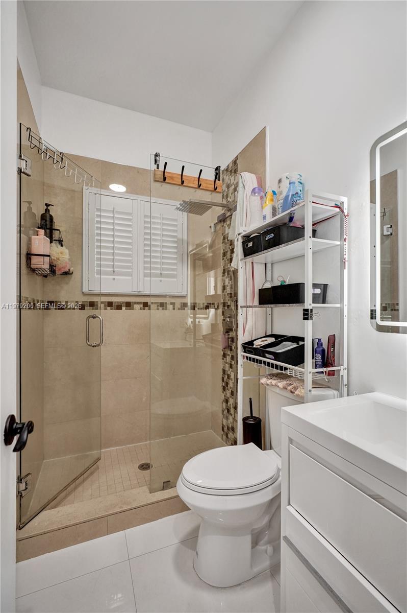 13676 SW 33rd Ter Miami, FL 33175