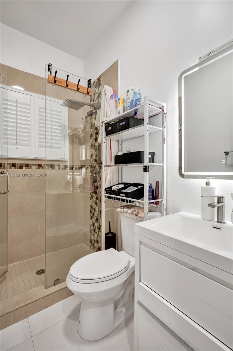 13676 SW 33rd Ter Miami, FL 33175