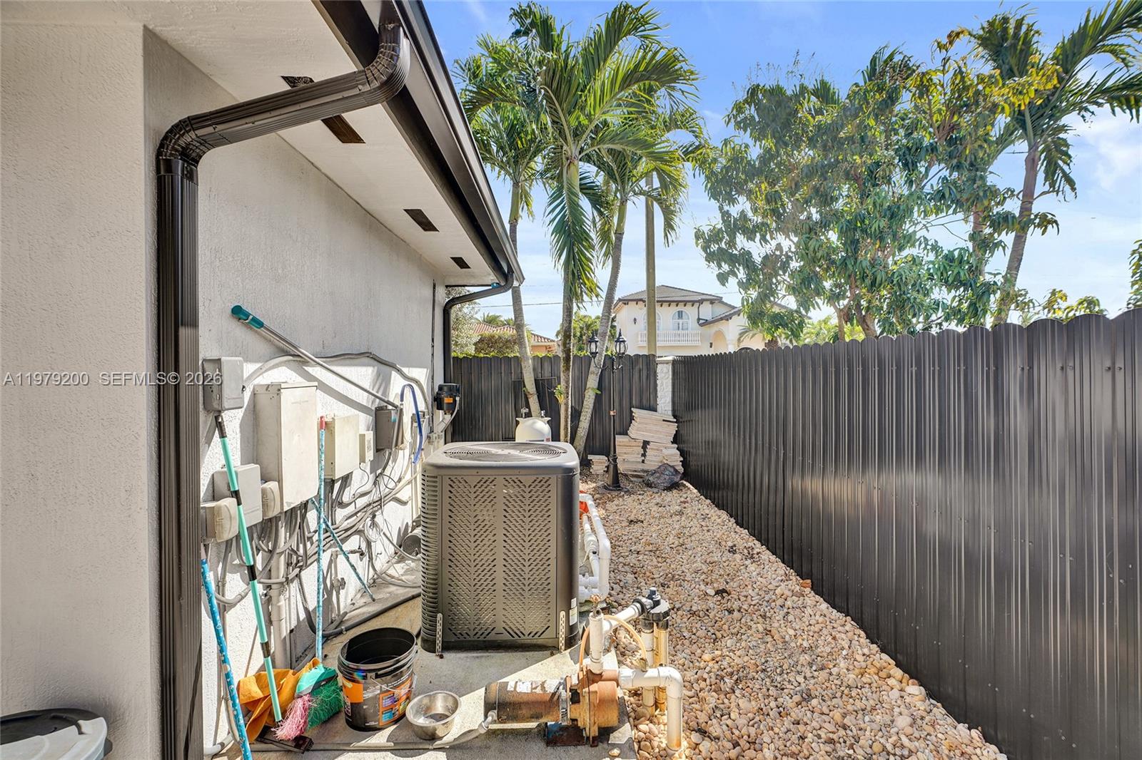 13676 SW 33rd Ter Miami, FL 33175