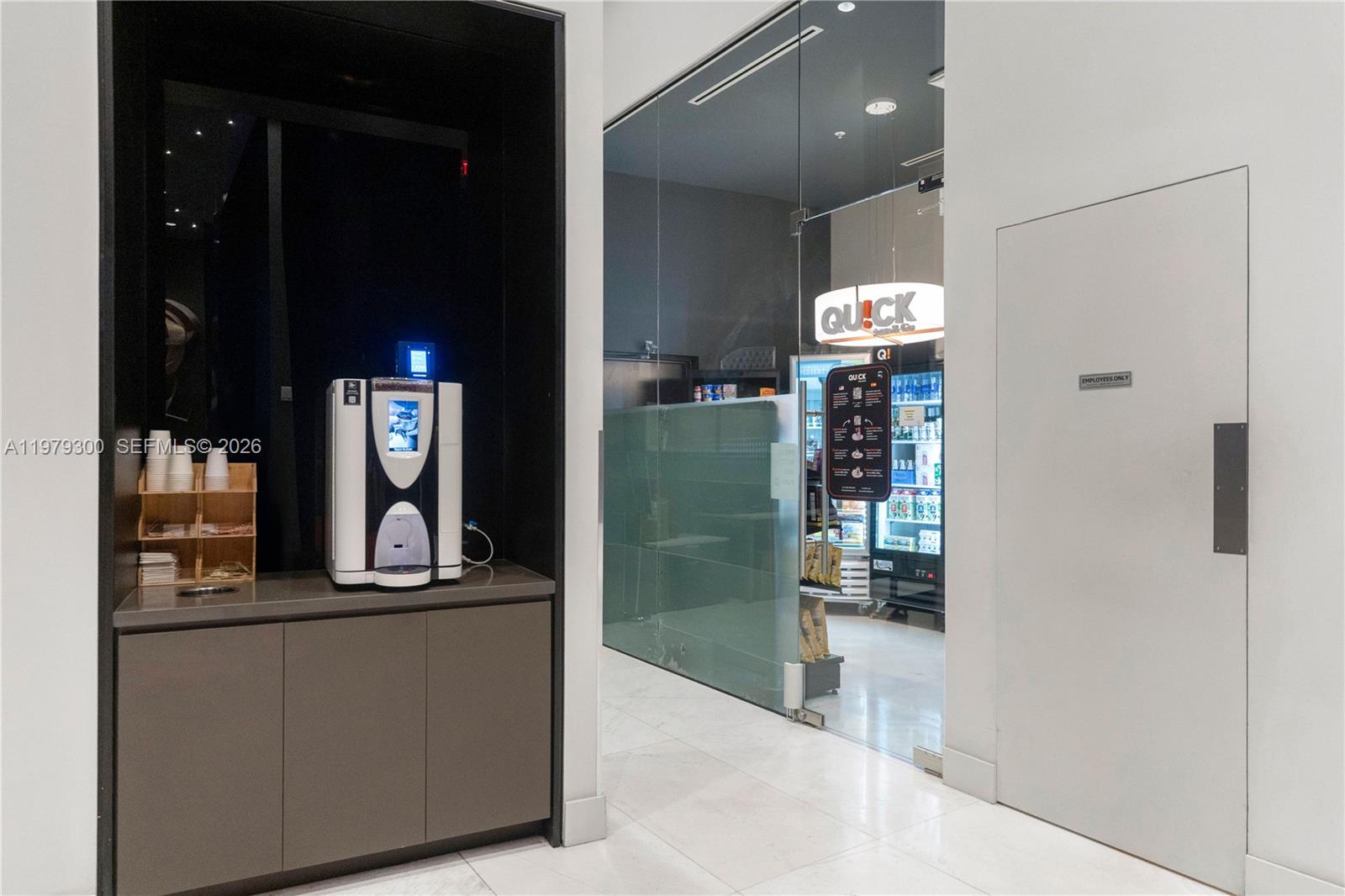 3900 Biscayne Blvd #S-916 Miami, FL 33137