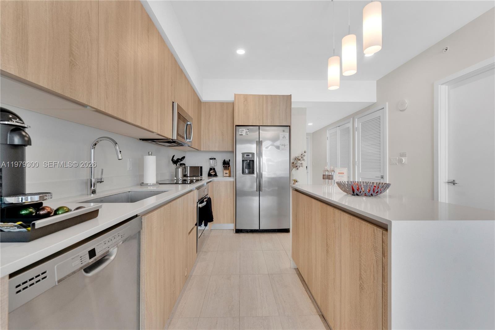 3900 Biscayne Blvd #S-916 Miami, FL 33137