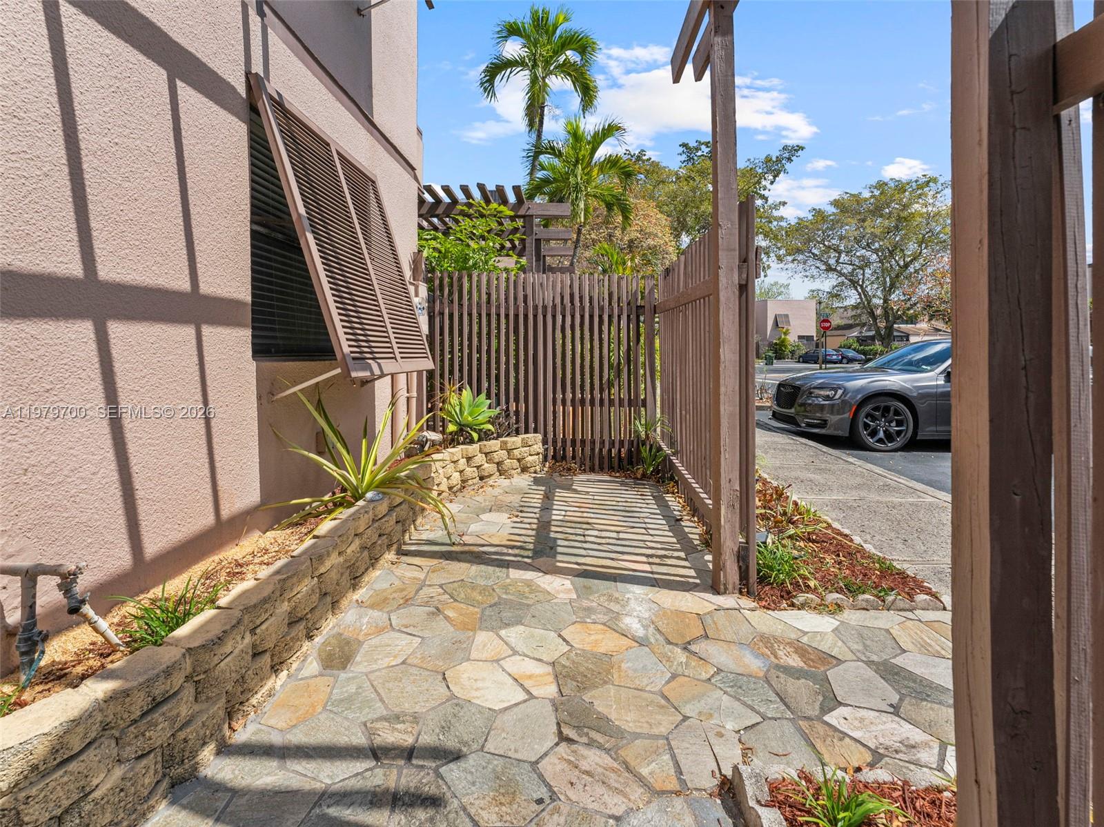 12259 NW 11th St Pembroke Pines, FL 33026