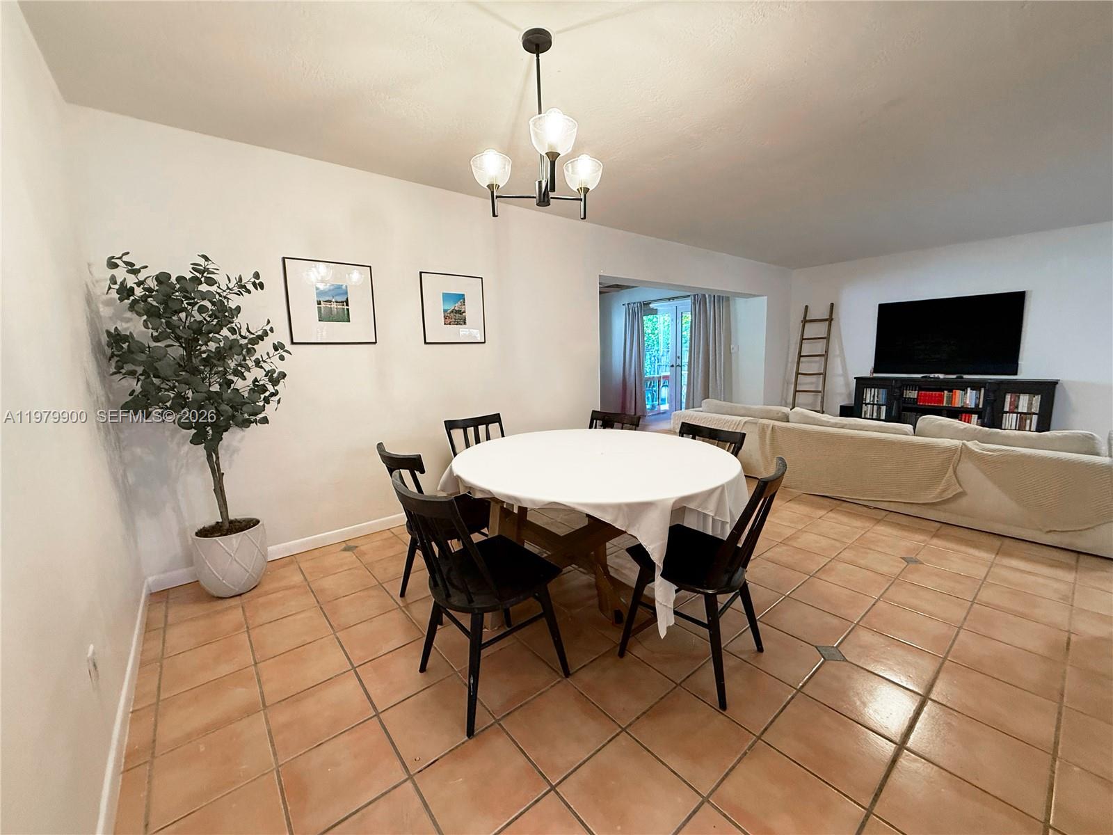 7535 SW 55th Ave Miami, FL 33143