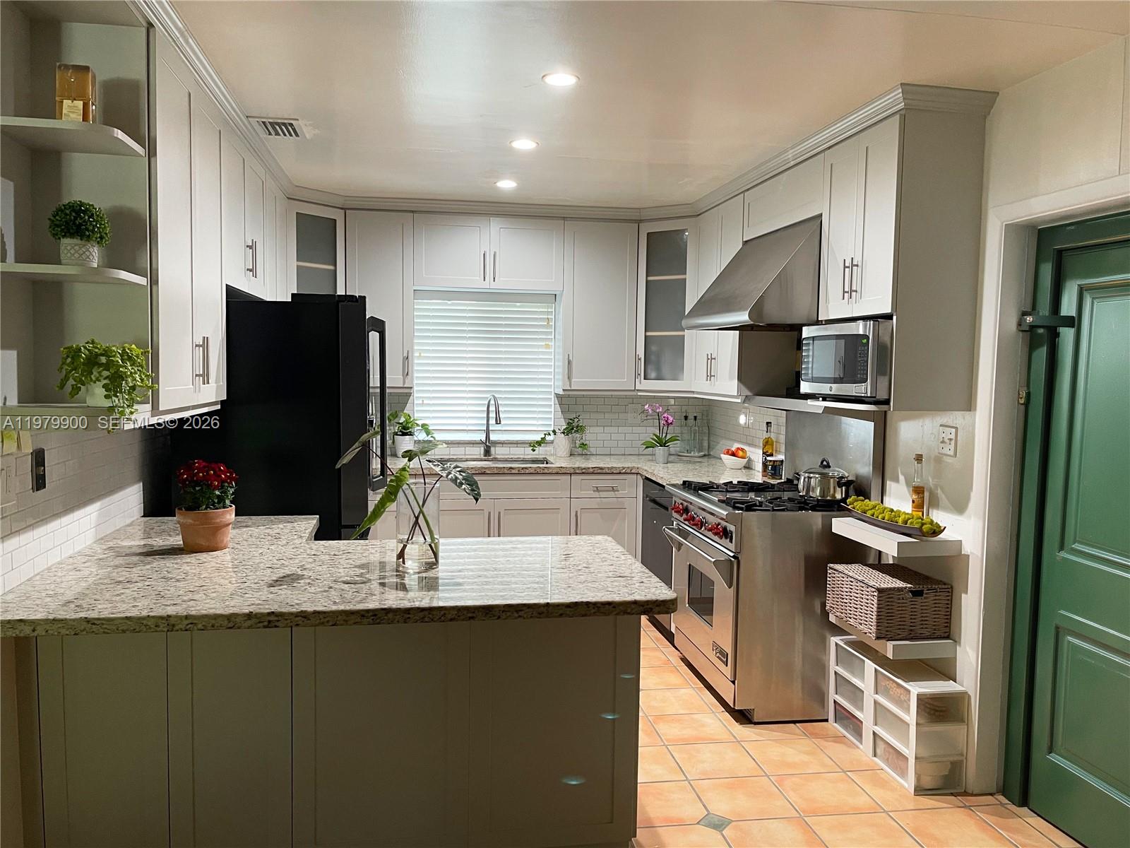 7535 SW 55th Ave Miami, FL 33143