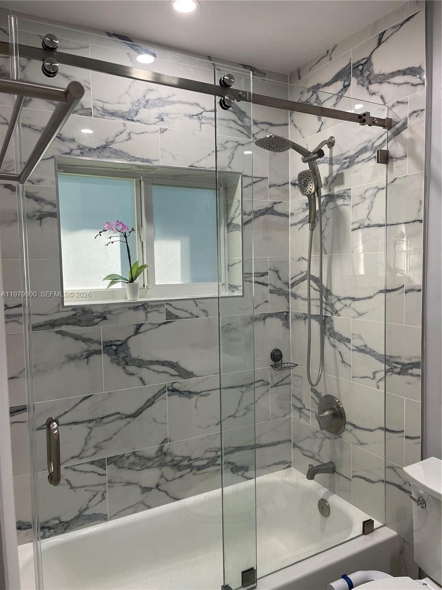 7535 SW 55th Ave Miami, FL 33143