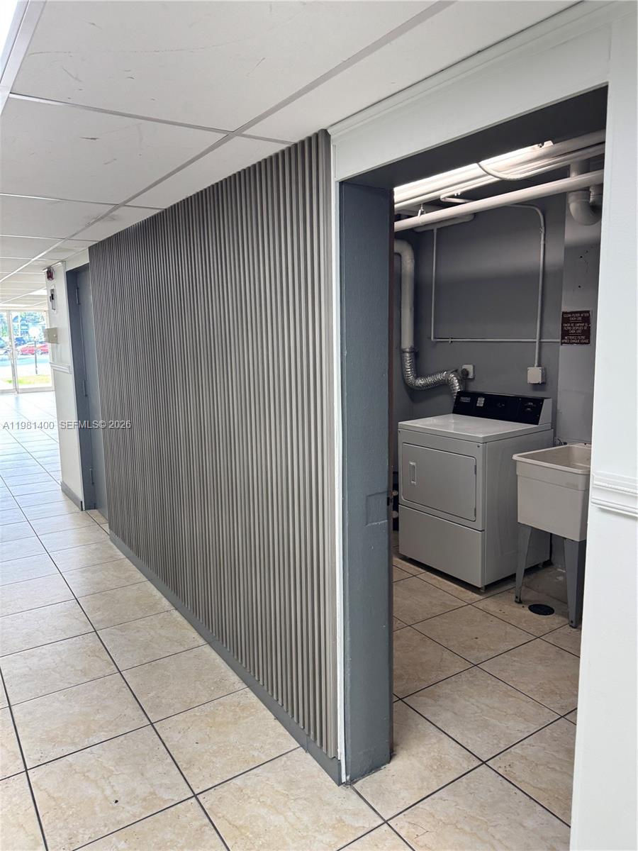 701 Three Iss Blvd #103 Hallandale Beach, FL 33009