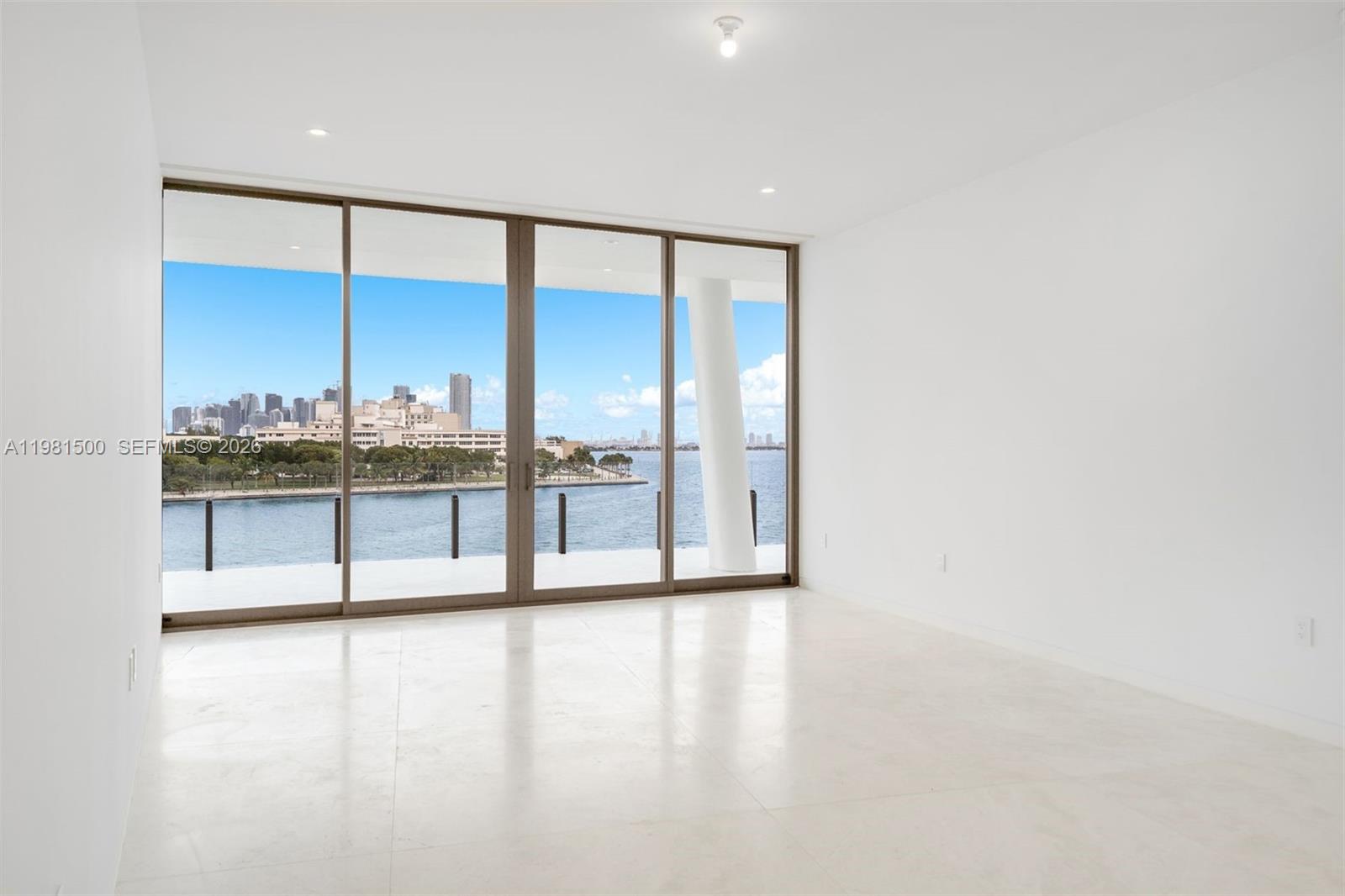 5 Grove Isle Dr #L402 Coconut Grove, FL 33133