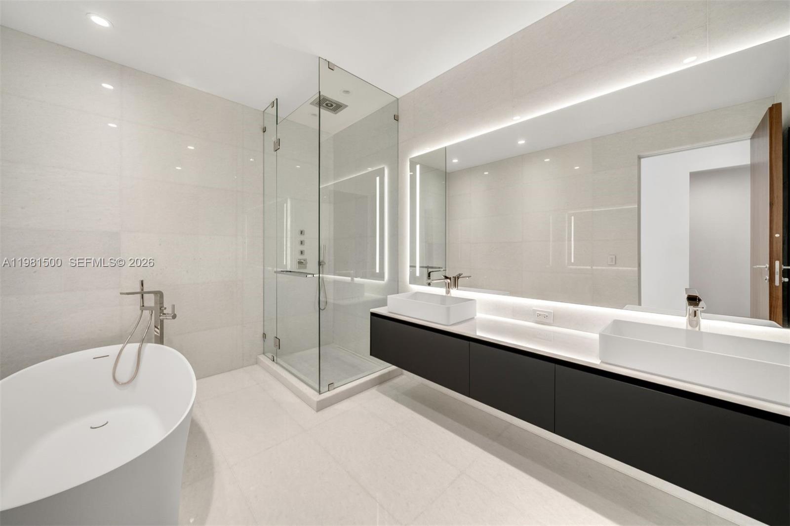 5 Grove Isle Dr #L402 Coconut Grove, FL 33133