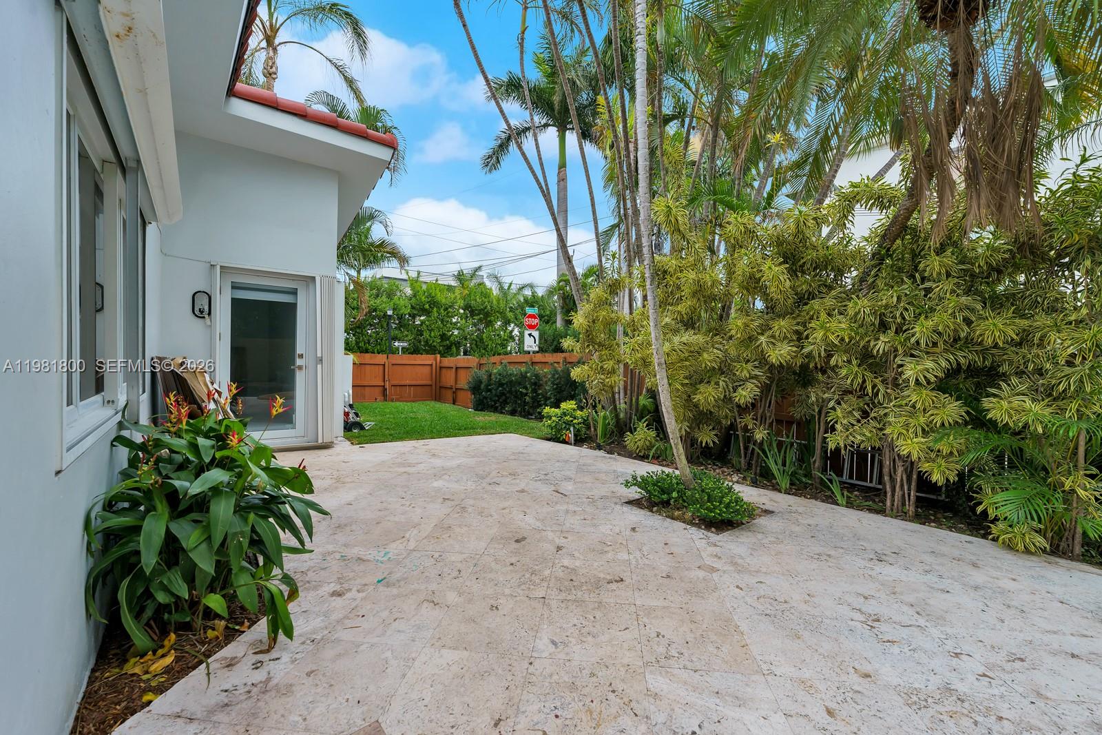 200 N Hibiscus Dr Miami Beach, FL 33139