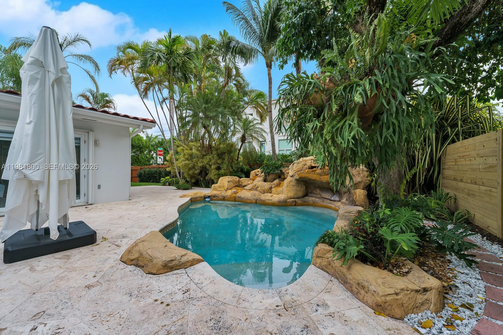 200 N Hibiscus Dr Miami Beach, FL 33139