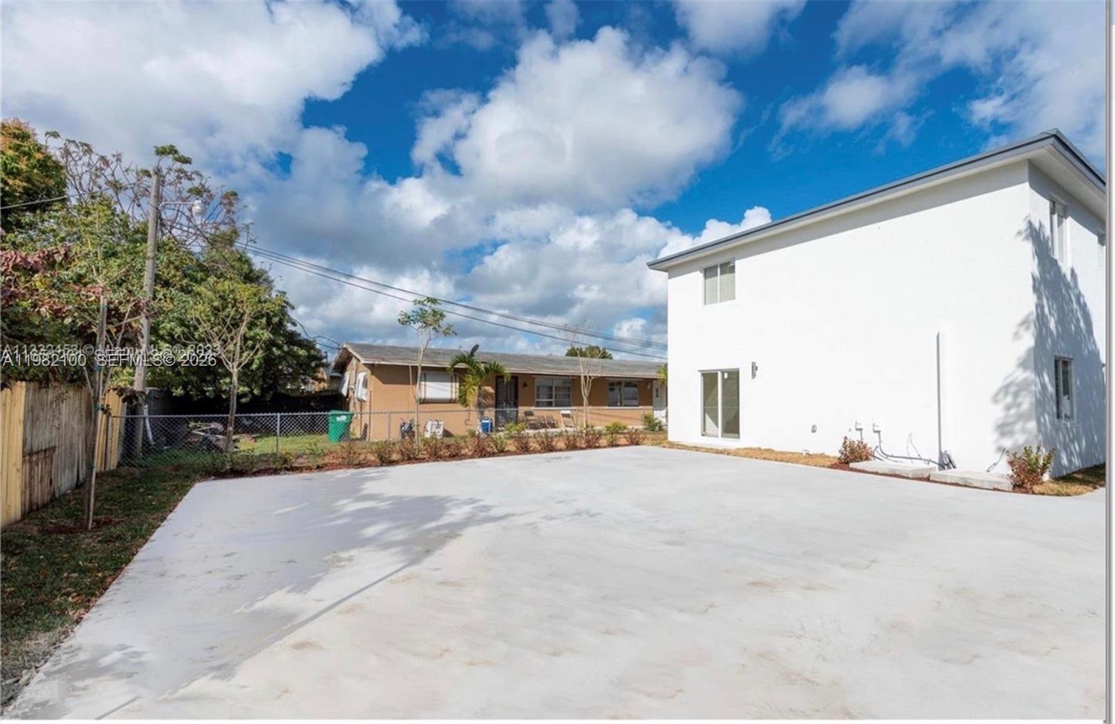 10384 SW 173rd St #2 Miami, FL 33157