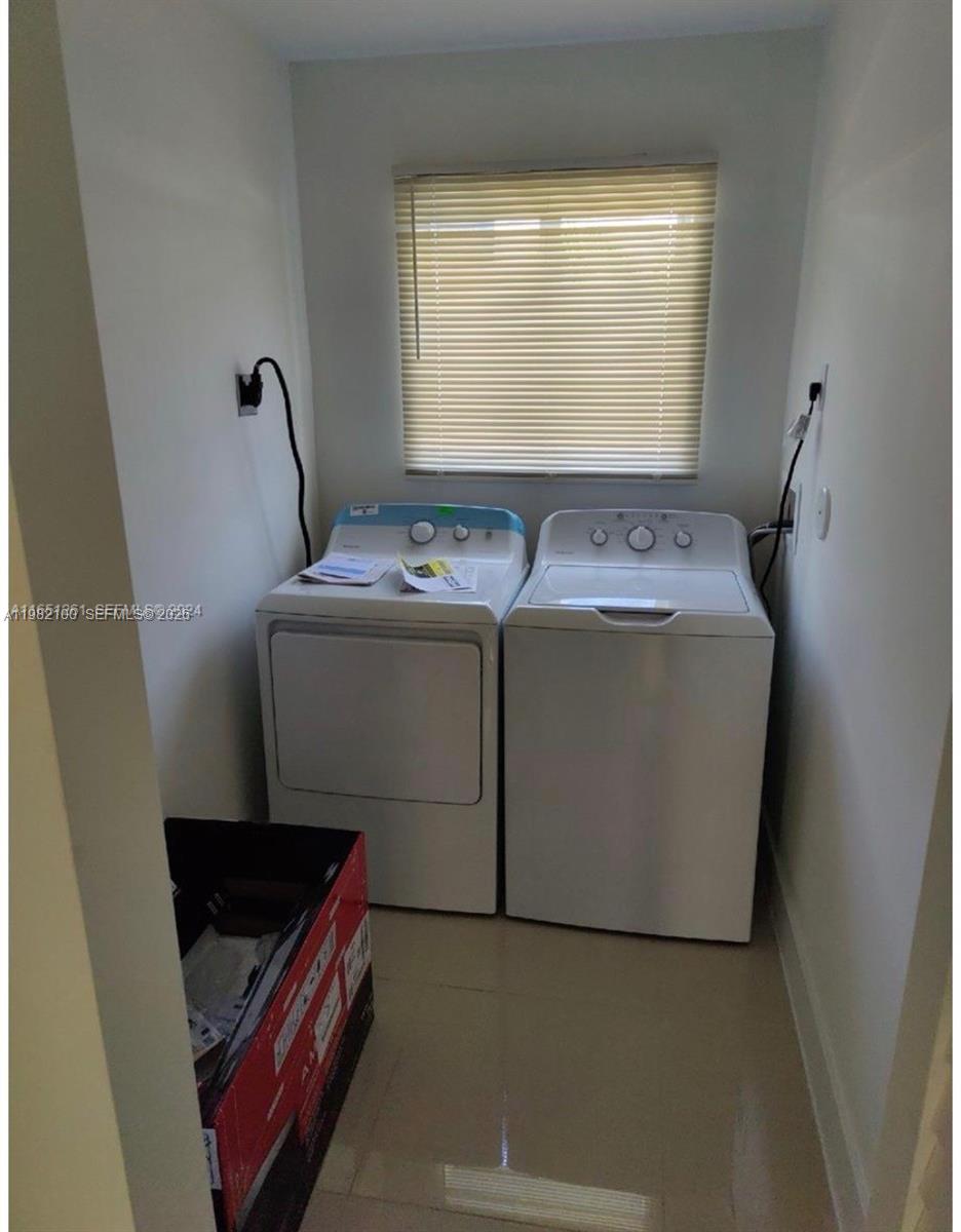 10384 SW 173rd St #2 Miami, FL 33157