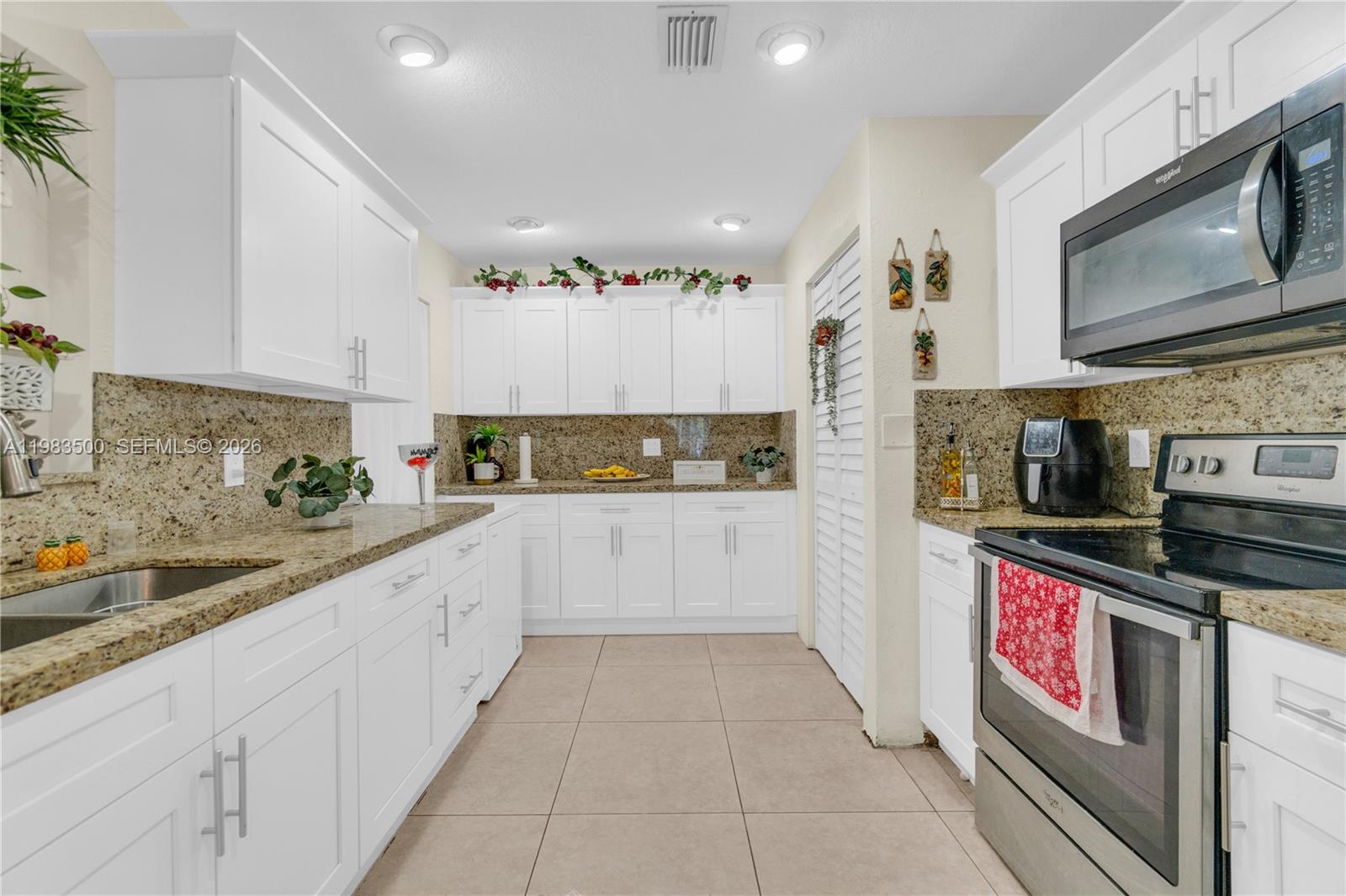 12691 SW 190th St Miami, FL 33177