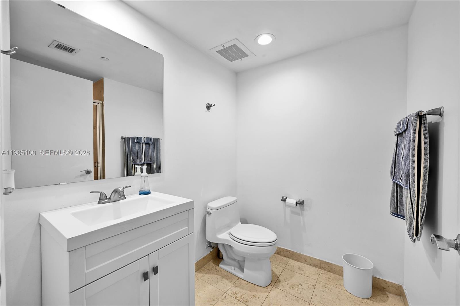 1830 S Ocean Dr #3104 Hallandale Beach, FL 33009