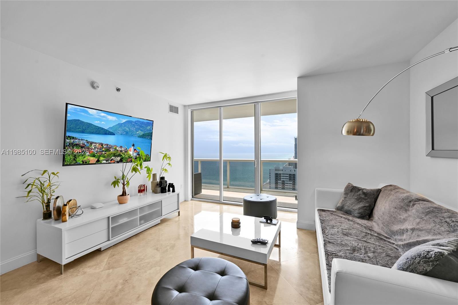 1830 S Ocean Dr #3104 Hallandale Beach, FL 33009