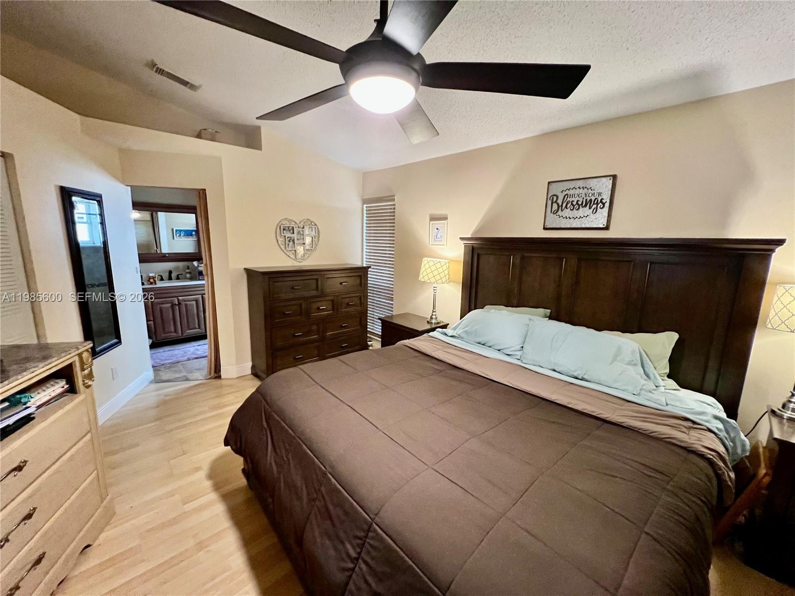 2102 NW 193rd Ave Pembroke Pines, FL 33029