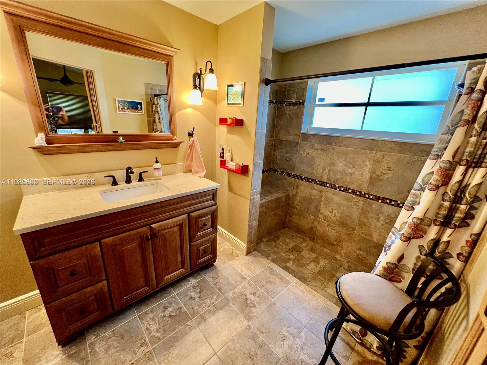 2102 NW 193rd Ave Pembroke Pines, FL 33029