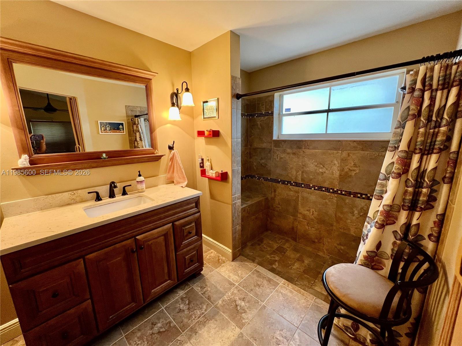 2102 NW 193rd Ave Pembroke Pines, FL 33029