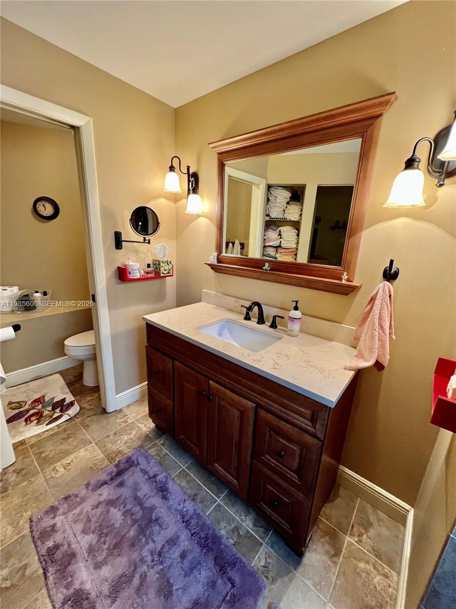 2102 NW 193rd Ave Pembroke Pines, FL 33029