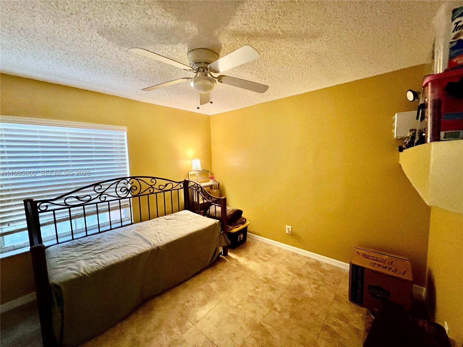 2102 NW 193rd Ave Pembroke Pines, FL 33029