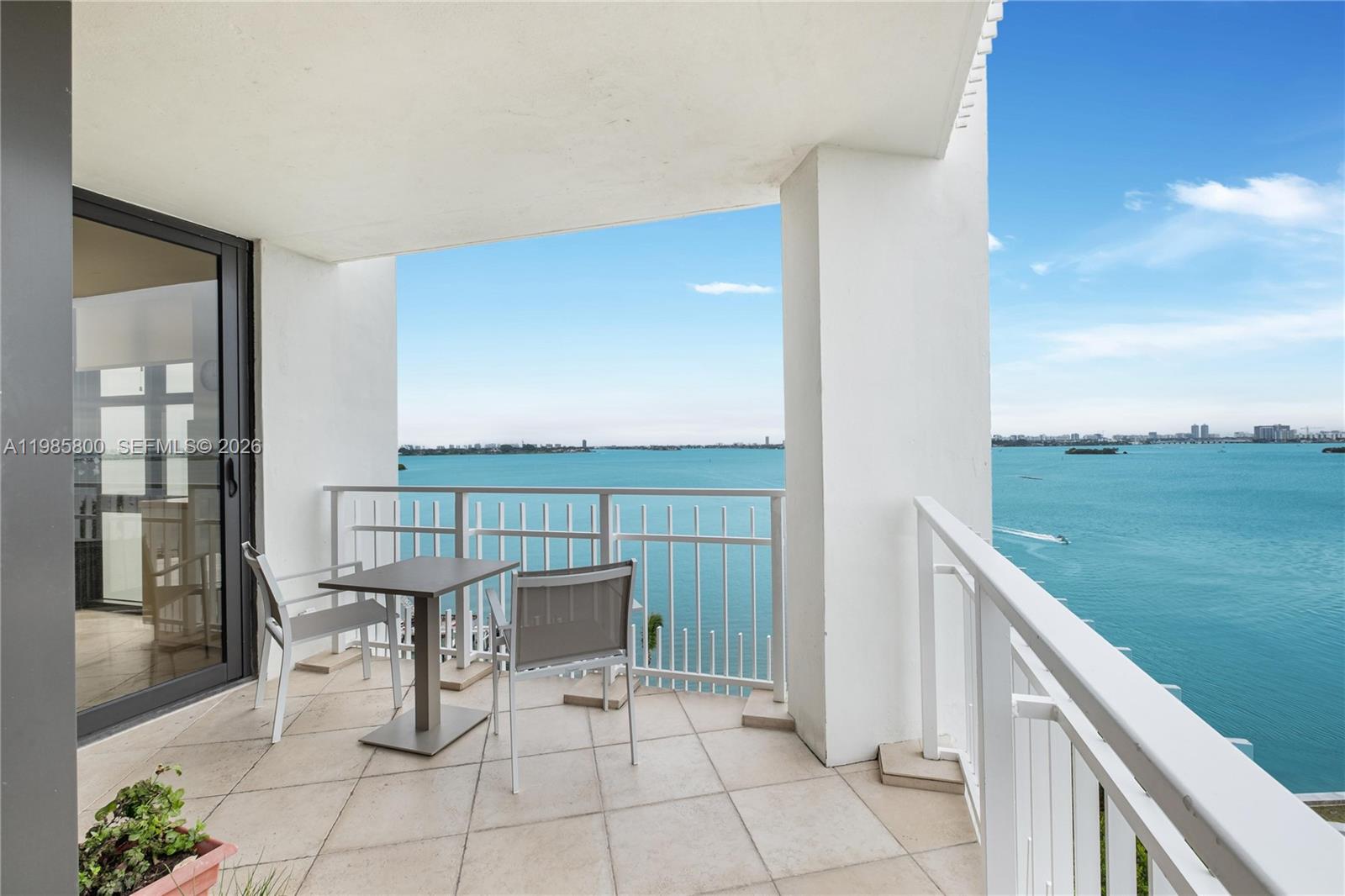 4000 Towerside Ter #1102 Miami, FL 33138