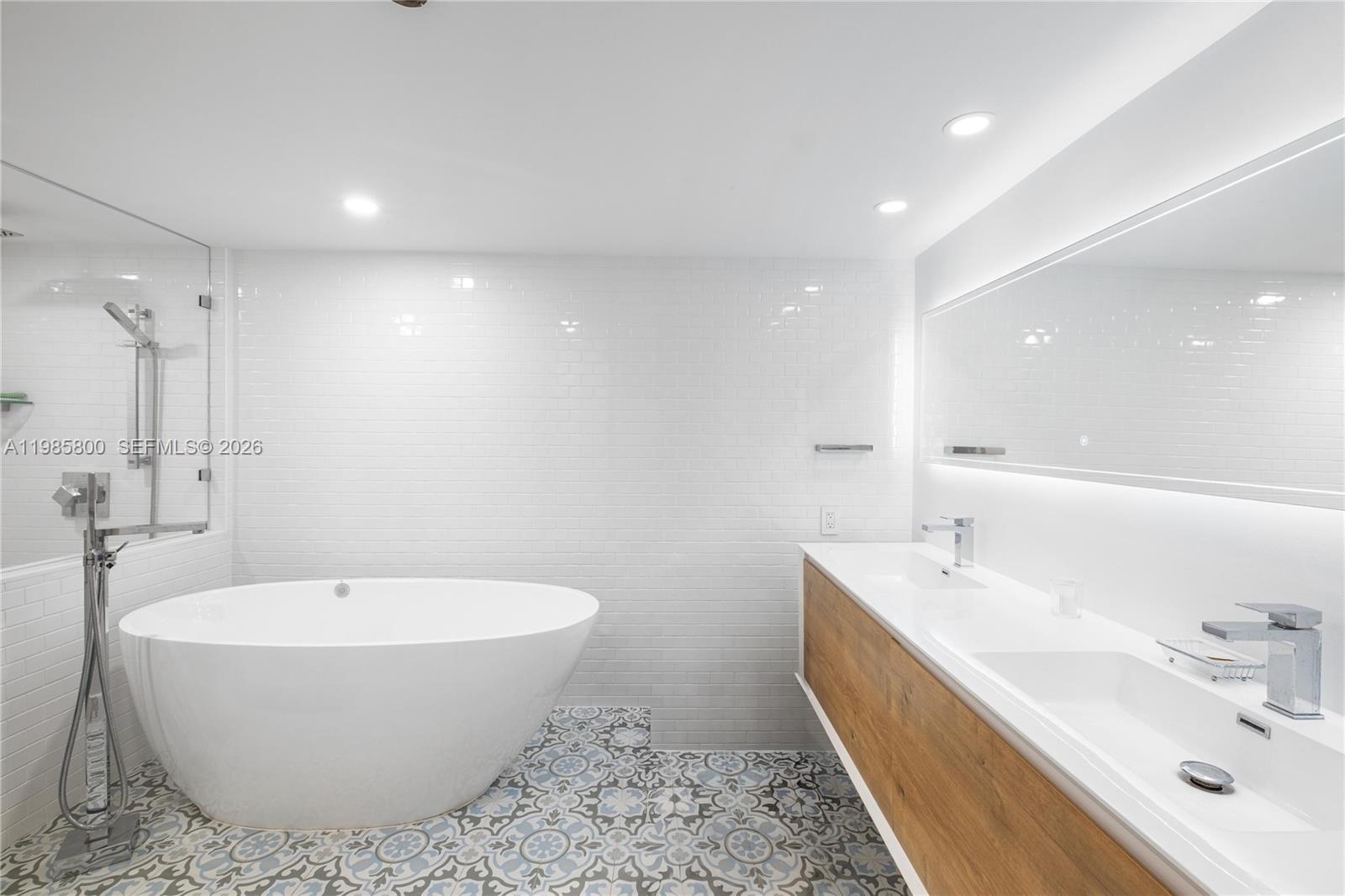 4000 Towerside Ter #1102 Miami, FL 33138