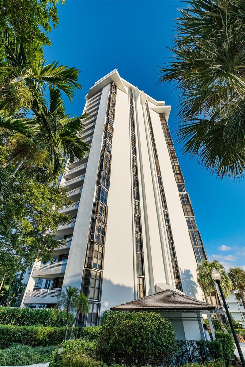 4000 Towerside Ter #1102 Miami, FL 33138