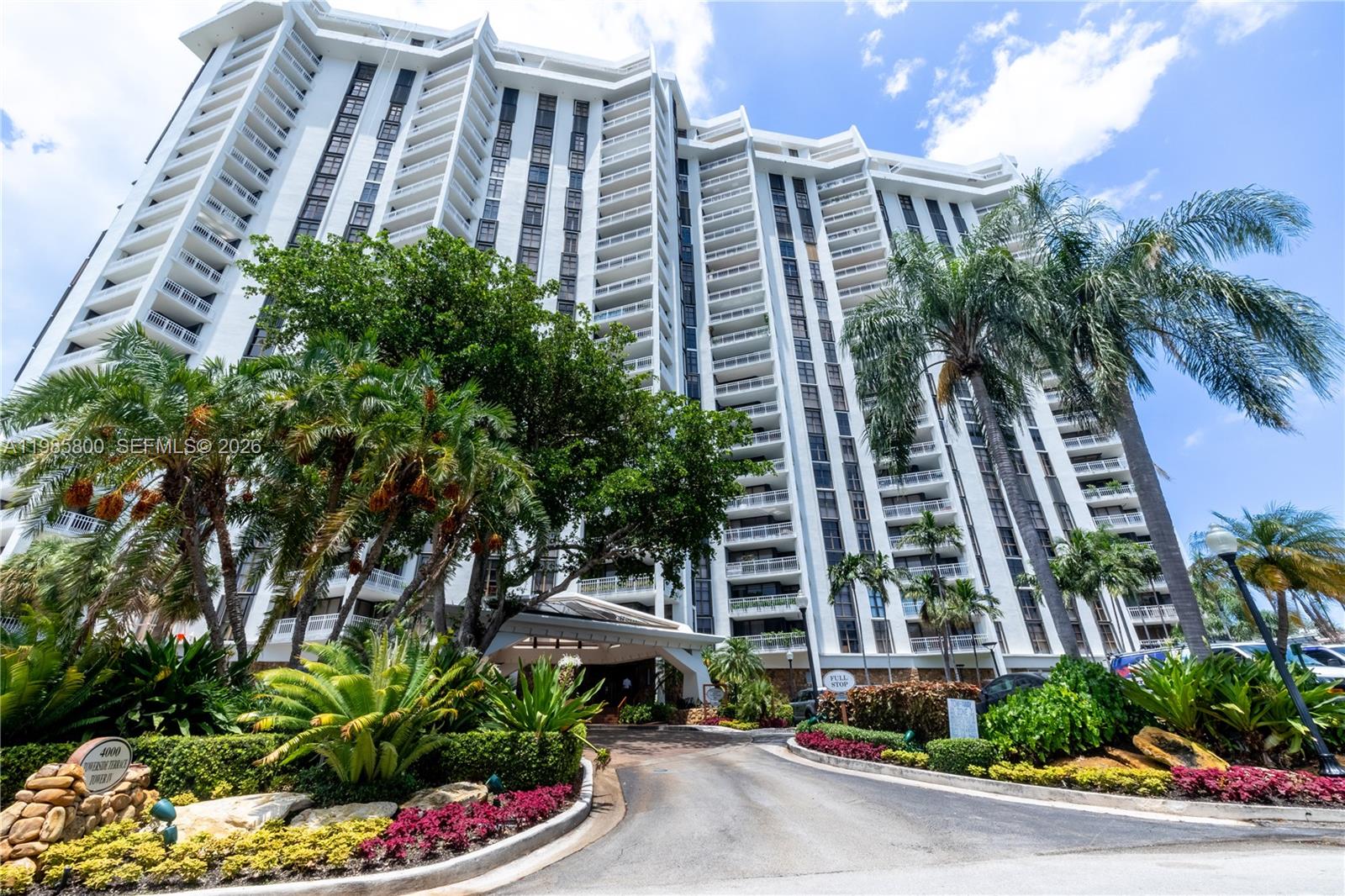 4000 Towerside Ter #1102 Miami, FL 33138