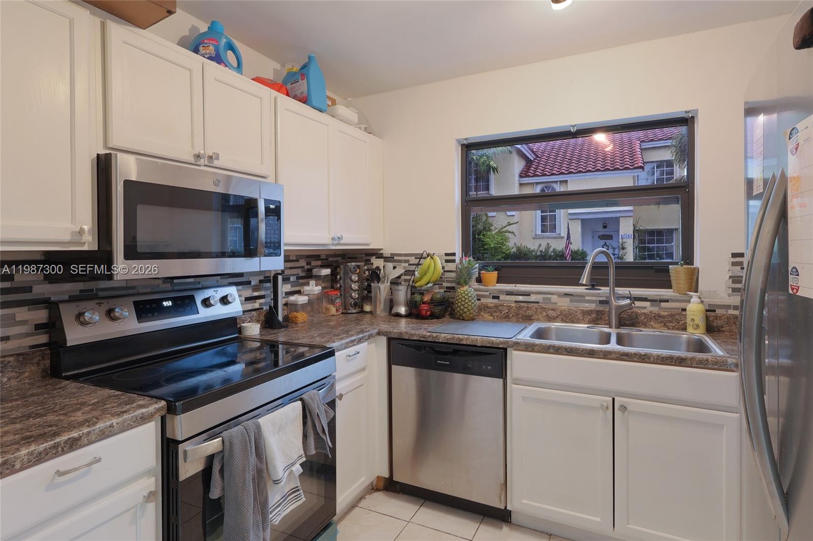 12682 NW 7th Way Miami, FL 33182