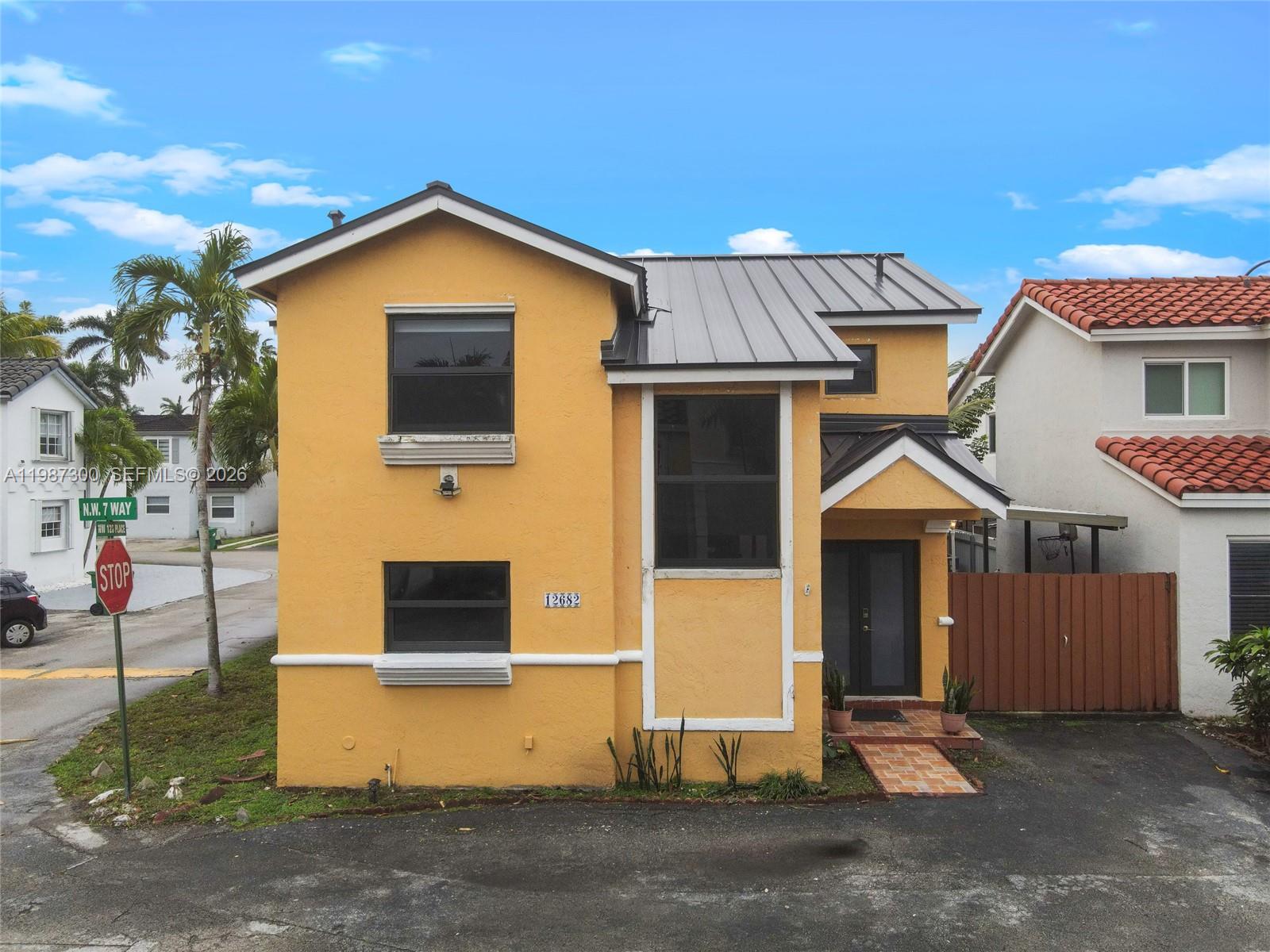12682 NW 7th Way Miami, FL 33182