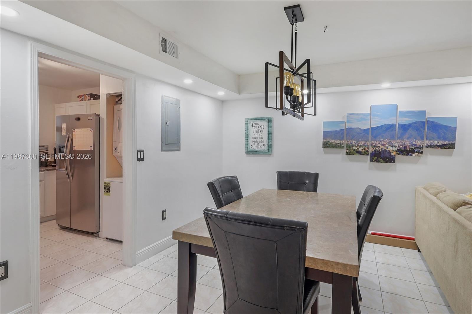 12682 NW 7th Way Miami, FL 33182