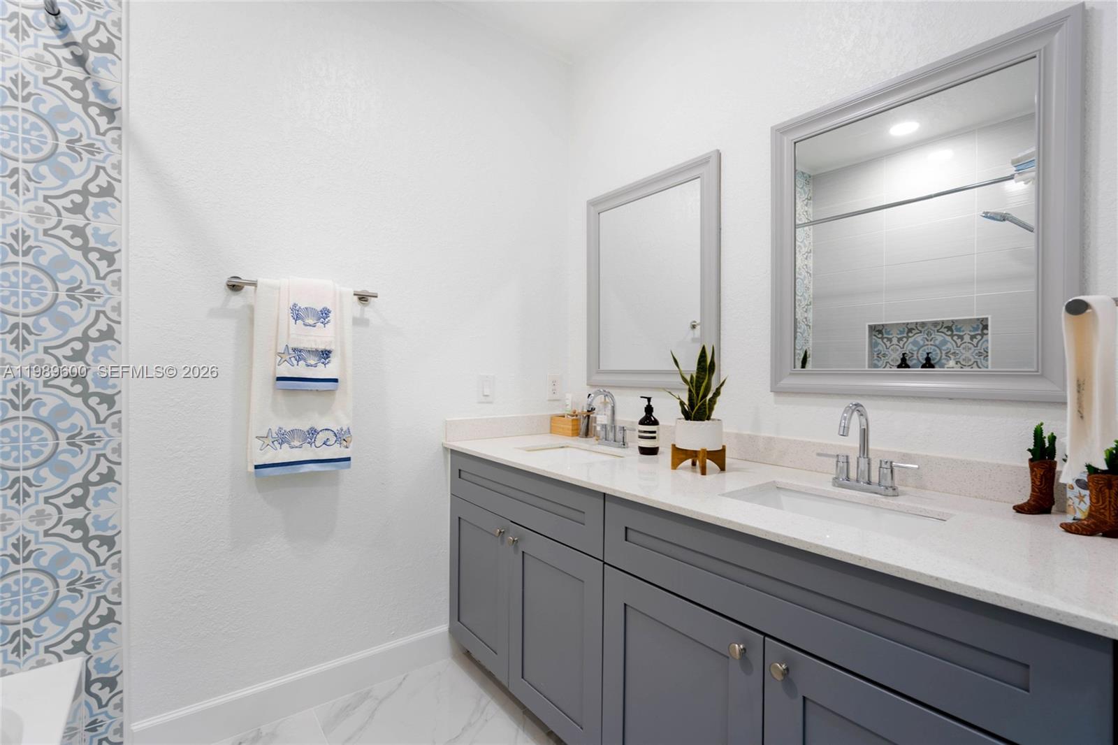 3912 NE 20th St Homestead, FL 33033