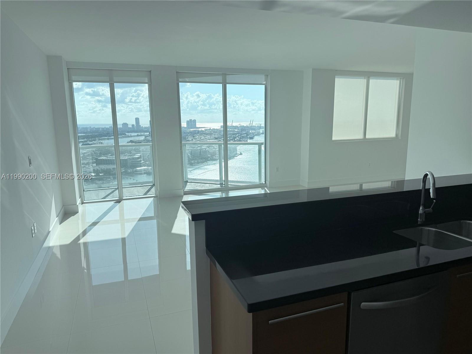 image Vizcayne North1