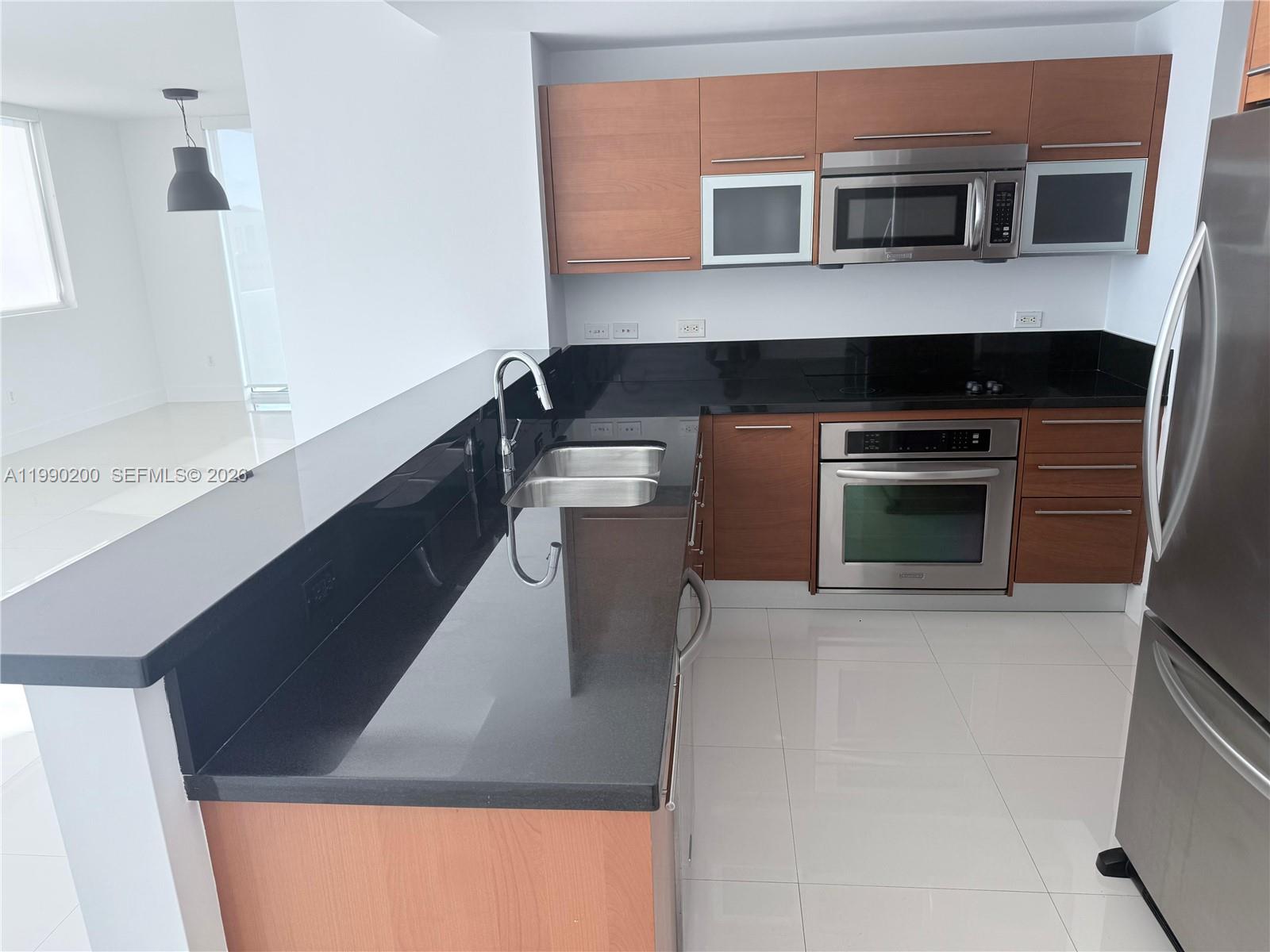 image Vizcayne North2