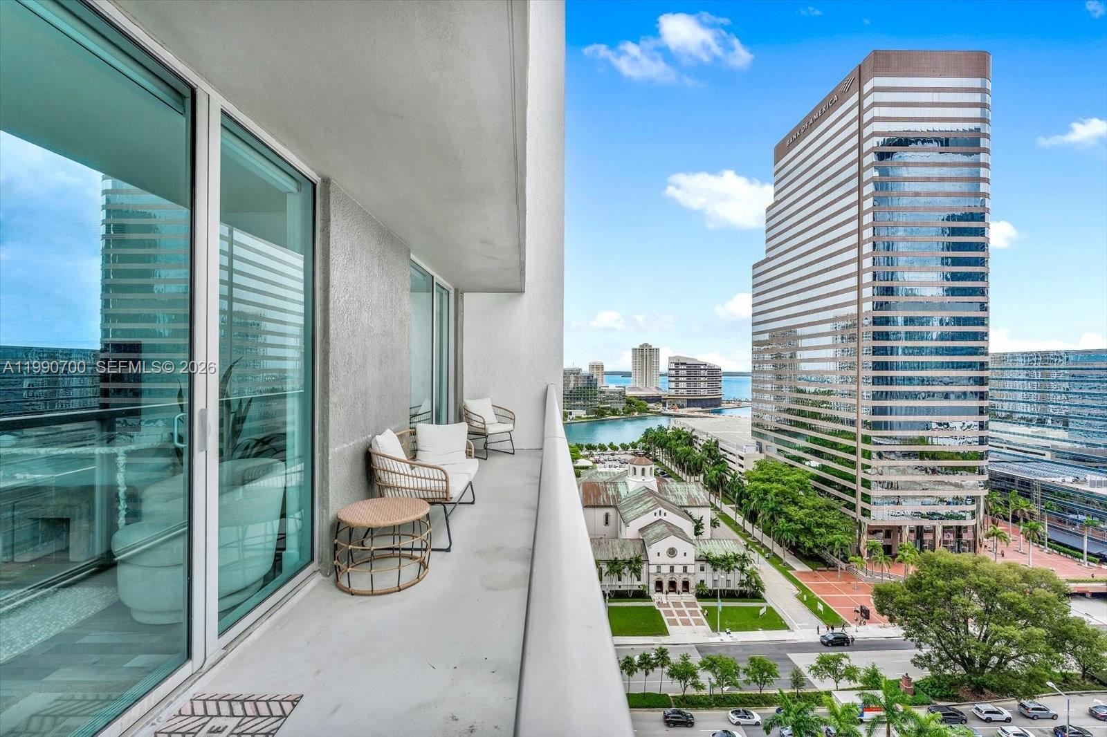 image 500 Brickell East20