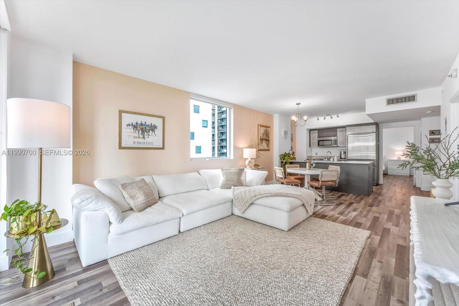 image 500 Brickell East2