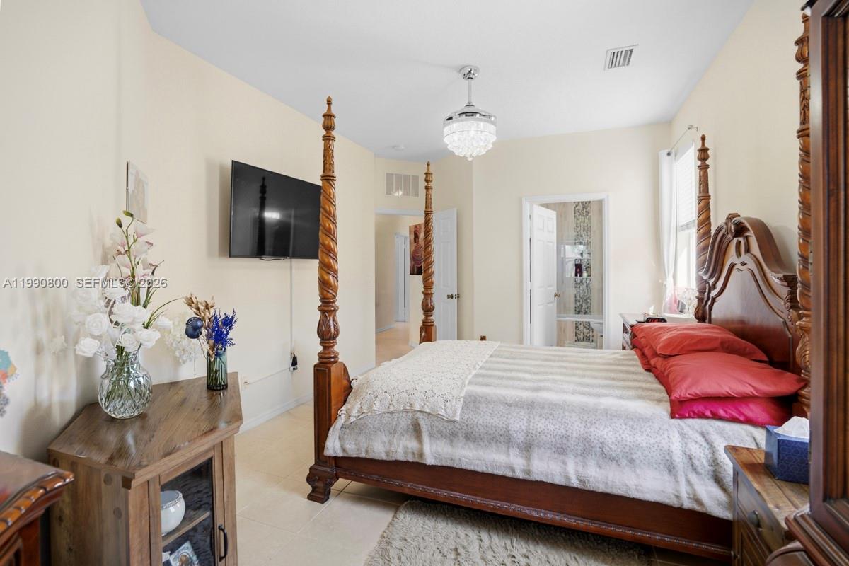 337 SW Maclay Way Port St Lucie, FL 34986